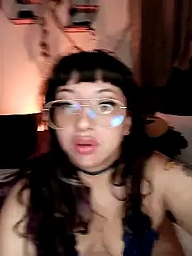 Snapshot of Piafisher1 chatting on 27, 2, 2026 Piafisher1 online show from 27, 2, 2026