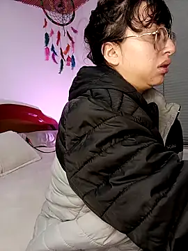 Snapshot of Piafisher1 chatting on 21, 2, 2026 Piafisher1 online show from 21, 2, 2026