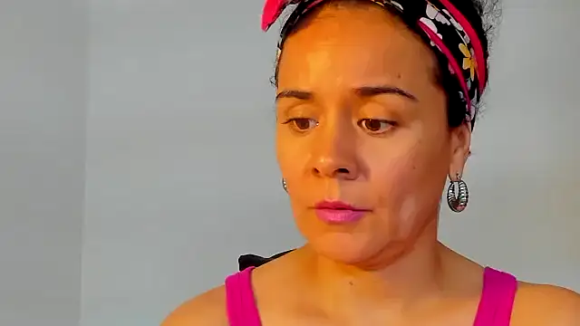 Sami Hotie1 online show from 17, 9, 2025