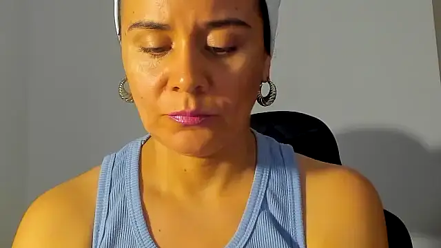 Sami Hotie1 online show from 8, 11, 2025