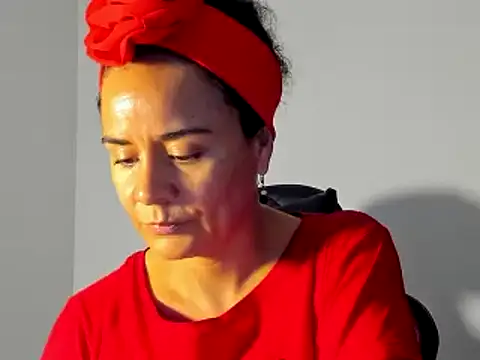 Sami Hotie1 online show from 26, 2, 2025