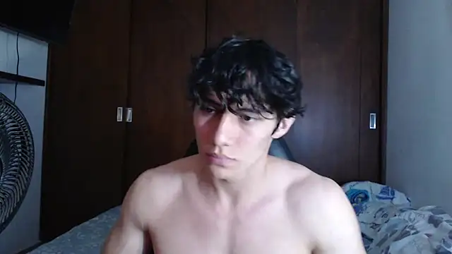 aresholland online show from 2, 2, 2025