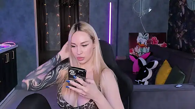 Blckmirrorr online show from 14, 2, 2026