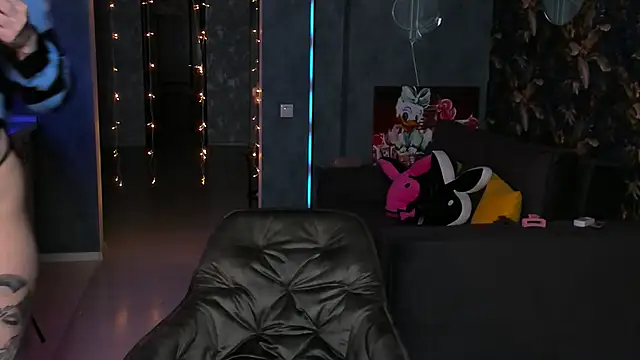 Blckmirrorr online show from 11, 9, 2025