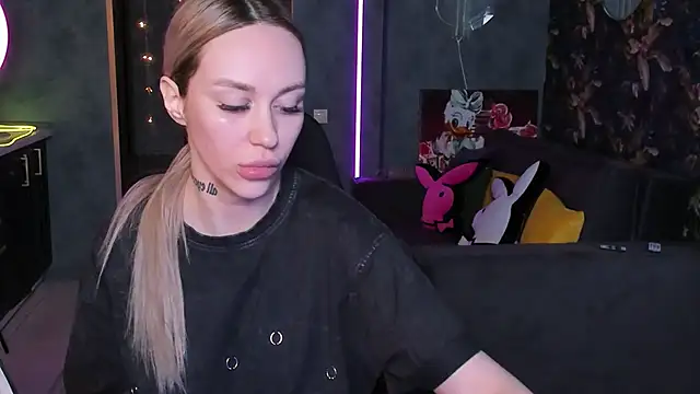 Blckmirrorr online show from 18, 12, 2025