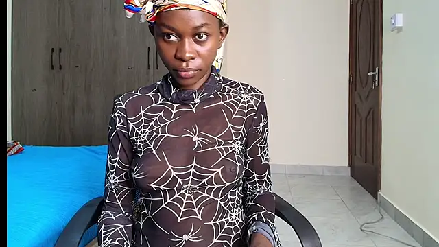 queen heather online show from 6, 3, 2025