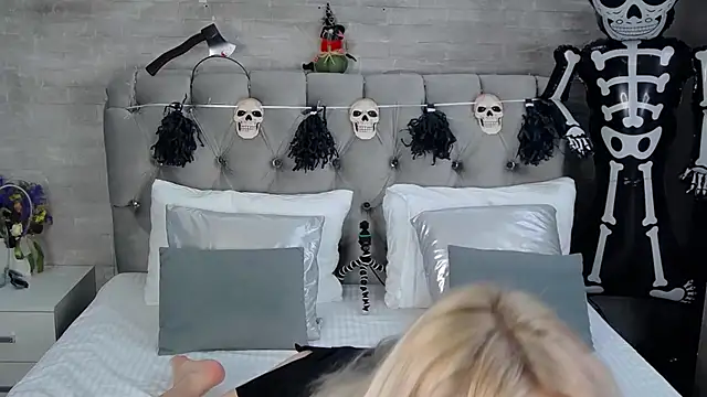 IsabellaDeRosa online show from 29, 10, 2025