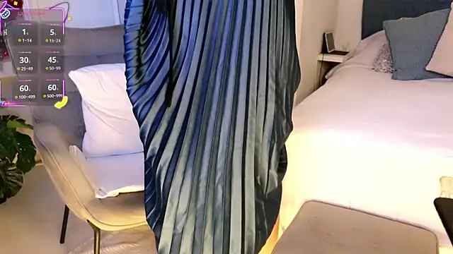 missmiamore online show from 8, 10, 2025