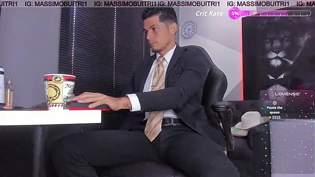 Snapshot of massimo_g chatting on 9, 10, 2025 massimo g online show from 9, 10, 2025