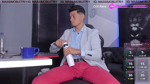 Snapshot of massimo_g chatting on 4, 10, 2025 massimo g online show from 4, 10, 2025