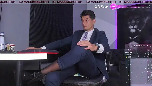 Snapshot of massimo_g chatting on 15, 10, 2025 massimo g online show from 15, 10, 2025