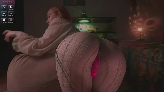 Snapshot of iara__mi chatting on 17, 12, 2025 iara mi online show from 17, 12, 2025