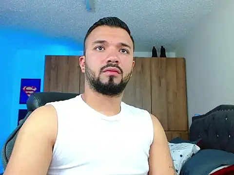 Snapshot of mathew_vidal1 chatting on 22, 11, 2025 mathew vidal1 online show from 22, 11, 2025