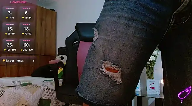 Snapshot of mathew_vidal1 chatting on 6, 12, 2024 mathew vidal1 online show from 6, 12, 2024