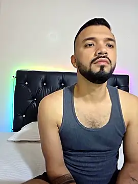 Snapshot of mathew_vidal1 chatting on 8, 1, 2026 mathew vidal1 online show from 8, 1, 2026