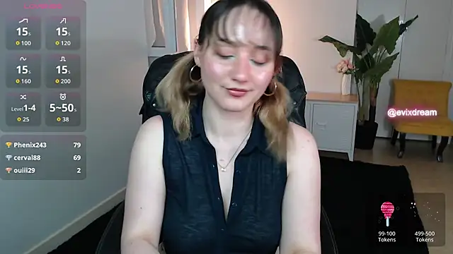 Snapshot of Crystal-dreamt chatting on 31, 5, 2026 Crystal-dreamt online show from 31, 5, 2026