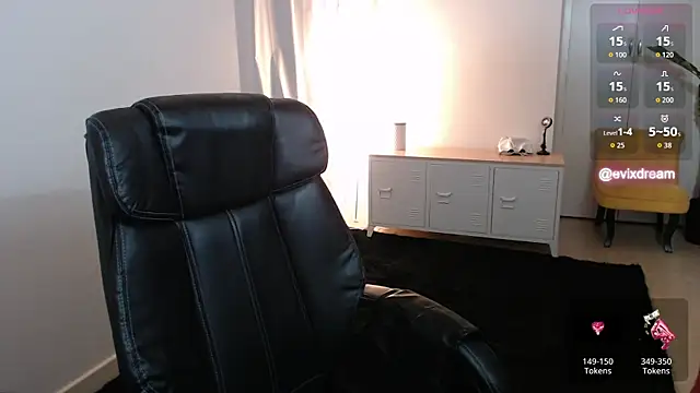 Crystal-dreamt online show from 8, 4, 2026