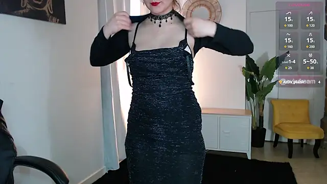 Snapshot of Crystal-dreamt chatting on 10, 5, 2026 Crystal-dreamt online show from 10, 5, 2026
