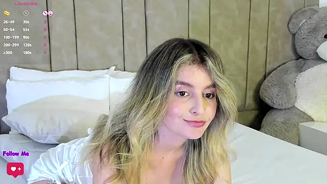 Isabellacharm online show from 11, 3, 2025