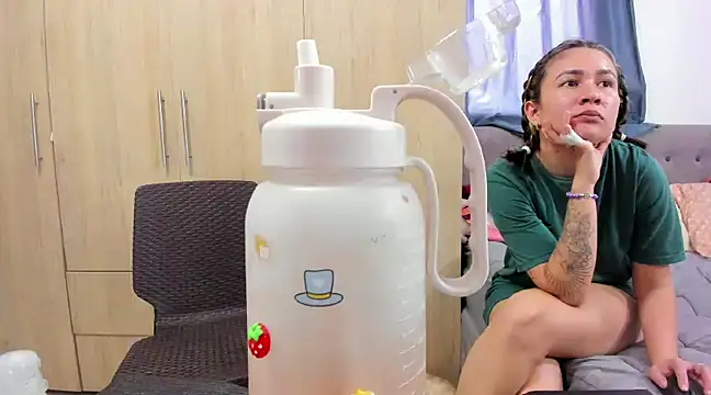 andreita trujillos online show from 18, 12, 2024