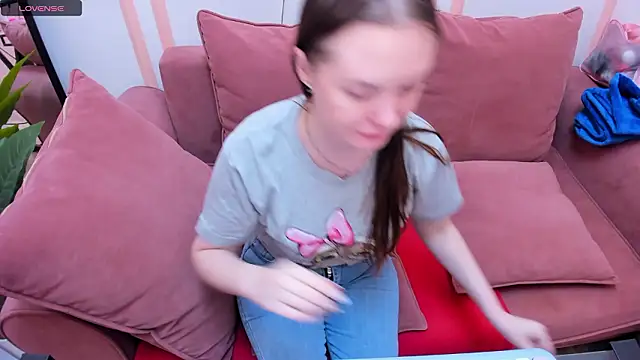 JannaVerdi  online show from 13, 3, 2026