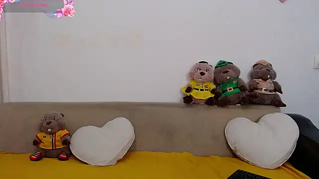 Snapshot of ElenaRose90 chatting on 16, 6, 2026 ElenaRose90 online show from 16, 6, 2026