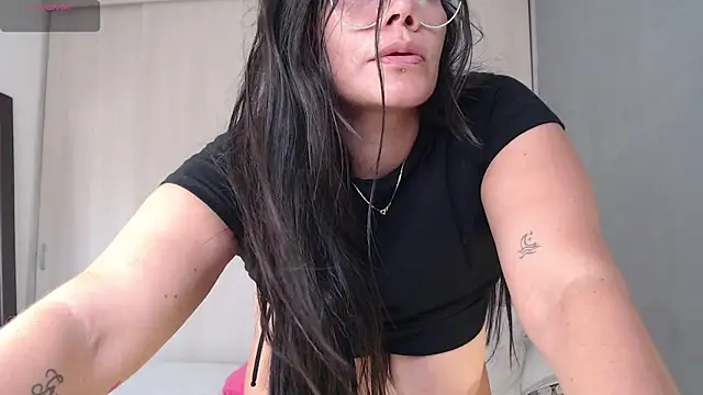 cristal sexybody online show from 23, 9, 2025