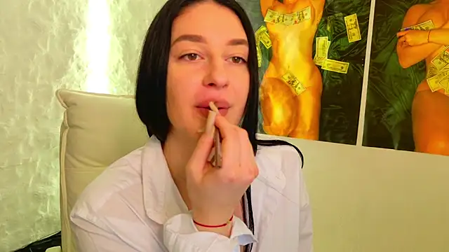 moniqque online show from 10, 9, 2025