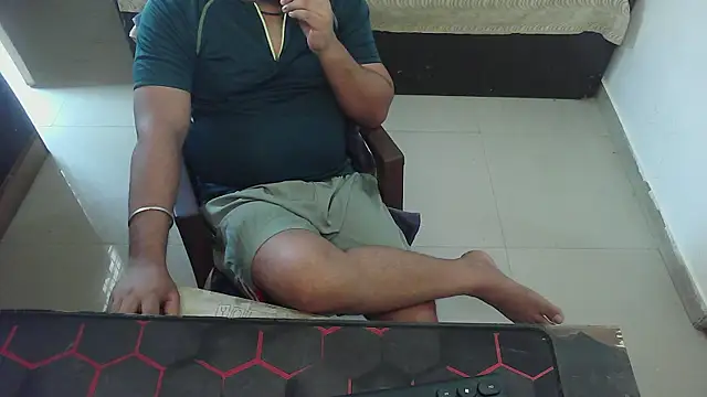 Snapshot of rentarob chatting on 25, 5, 2026 rentarob online show from 25, 5, 2026