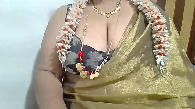 Snapshot of archanatelugu9 chatting on 11, 6, 2026 archanatelugu9 online show from 11, 6, 2026