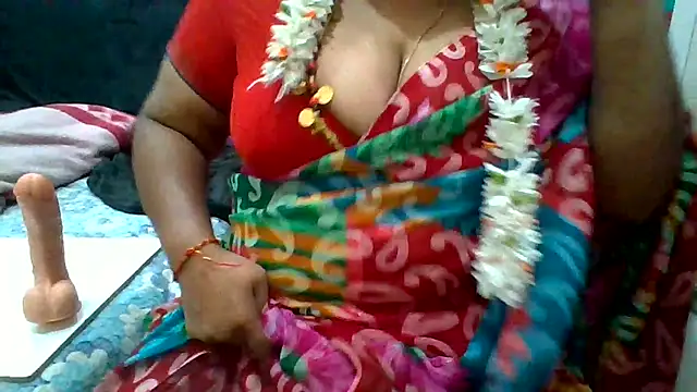 Snapshot of archanatelugu9 chatting on 7, 2, 2025 archanatelugu9 online show from 7, 2, 2025