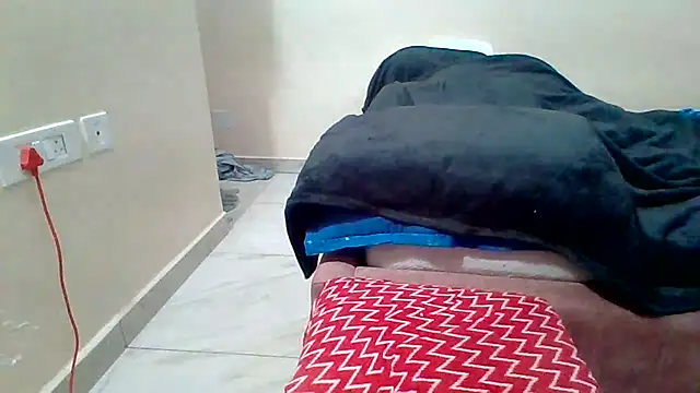 Snapshot of archanatelugu9 chatting on 14, 9, 2025 archanatelugu9 online show from 14, 9, 2025