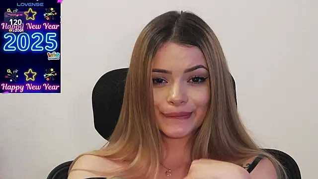 Kailynn Moenn online show from 2, 1, 2025