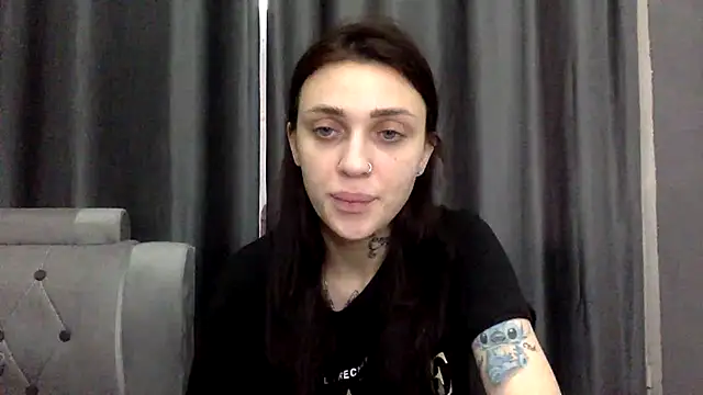 Klementina Aries online show from 2, 3, 2025