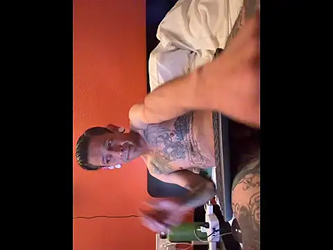 LB Living online show from 15, 11, 2025