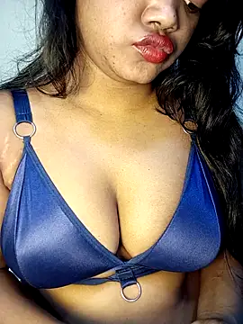 Hotlisa online show from 27, 11, 2025