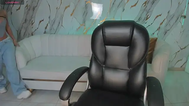 MileyCruz  online show from 5, 4, 2026