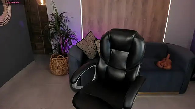 MileyCruz  online show from 11, 9, 2025