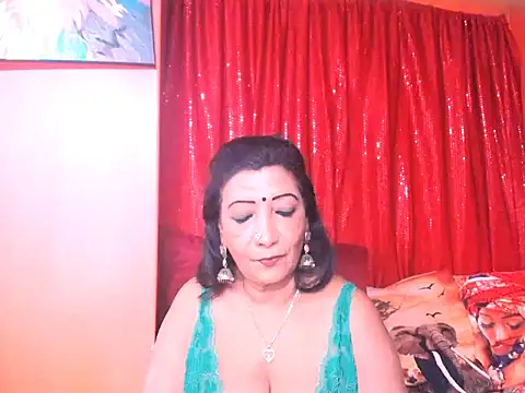 Snapshot of indiansarika65 chatting on 5, 6, 2026 indiansarika65 online show from 5, 6, 2026