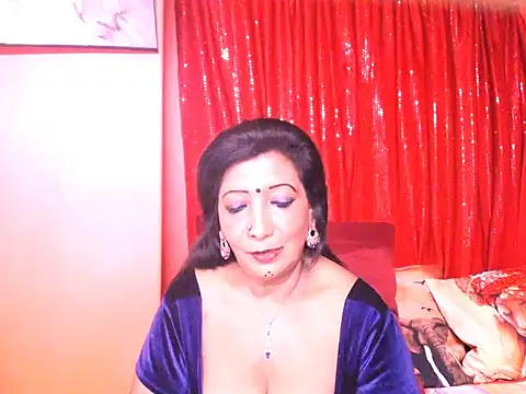 indiansarika65 online show from 22, 4, 2026