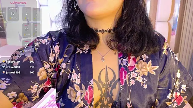 Snapshot of valkiria_moore chatting on 20, 9, 2025 valkiria moore online show from 20, 9, 2025