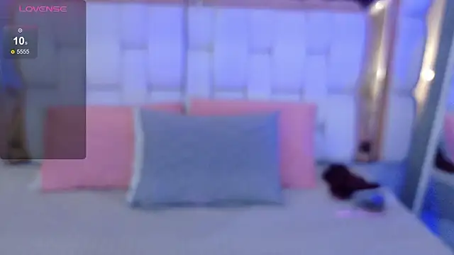 valkiria moore online show from 10, 3, 2026