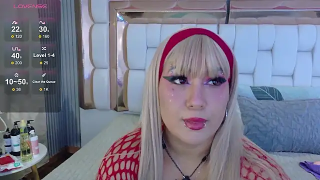 valkiria moore online show from 2, 2, 2026