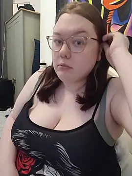Sexycurvyemilyy online show from 19, 7, 2026