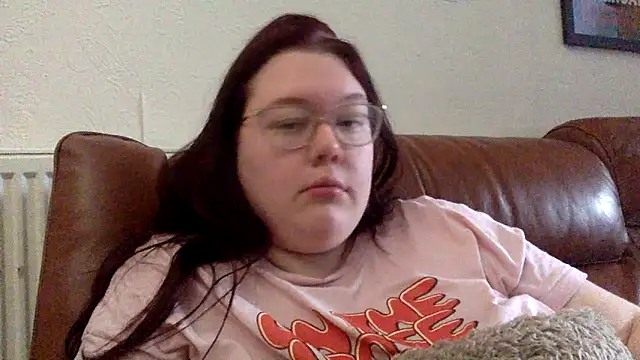 Sexycurvyemilyy online show from 10, 9, 2025