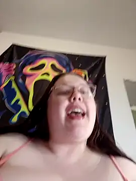 Sexycurvyemilyy online show from 28, 3, 2026