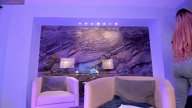 Snapshot of SophiePalmer chatting on 22, 9, 2025 SophiePalmer online show from 22, 9, 2025