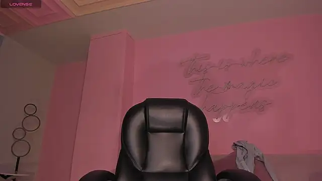 SophiePalmer online show from 27, 6, 2026