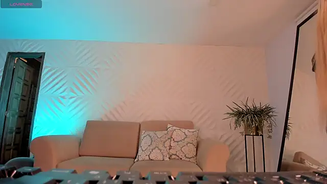 Snapshot of SophiePalmer chatting on 30, 9, 2025 SophiePalmer online show from 30, 9, 2025