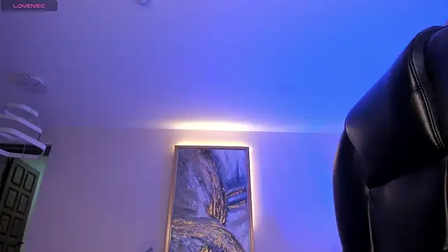 Snapshot of SophiePalmer chatting on 25, 11, 2025 SophiePalmer online show from 25, 11, 2025